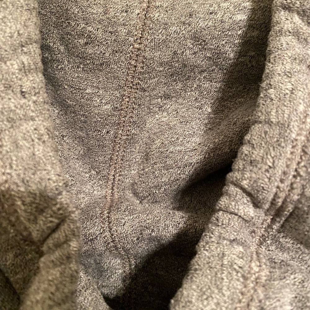 Abercrombie & Fitch Gray Hoodie with Red Logo on Front Shirt, Long Sleeve Size M - Picture 7 of 7